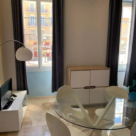 Apartment Coeur De Hyeres